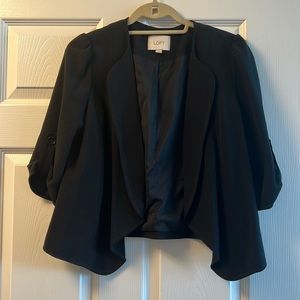 Cropped black jacket